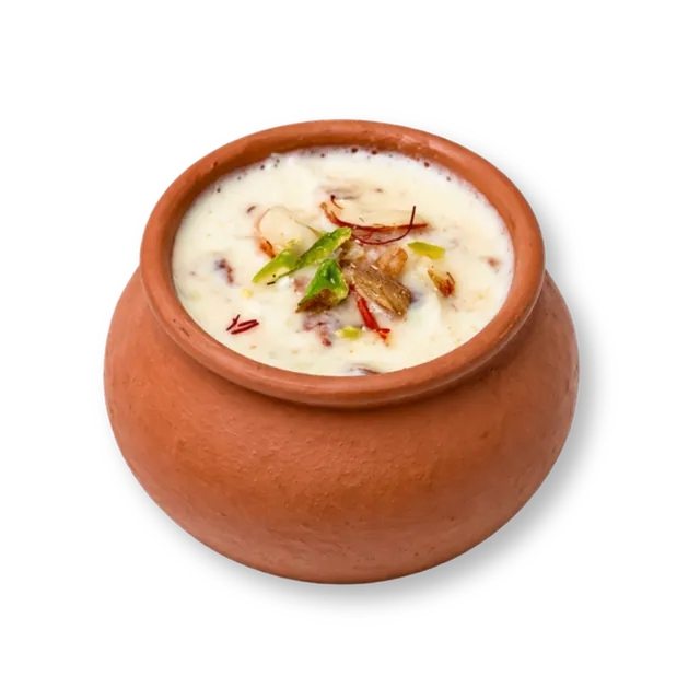 Matka Qulfi: Qulfi served in a clay matka
